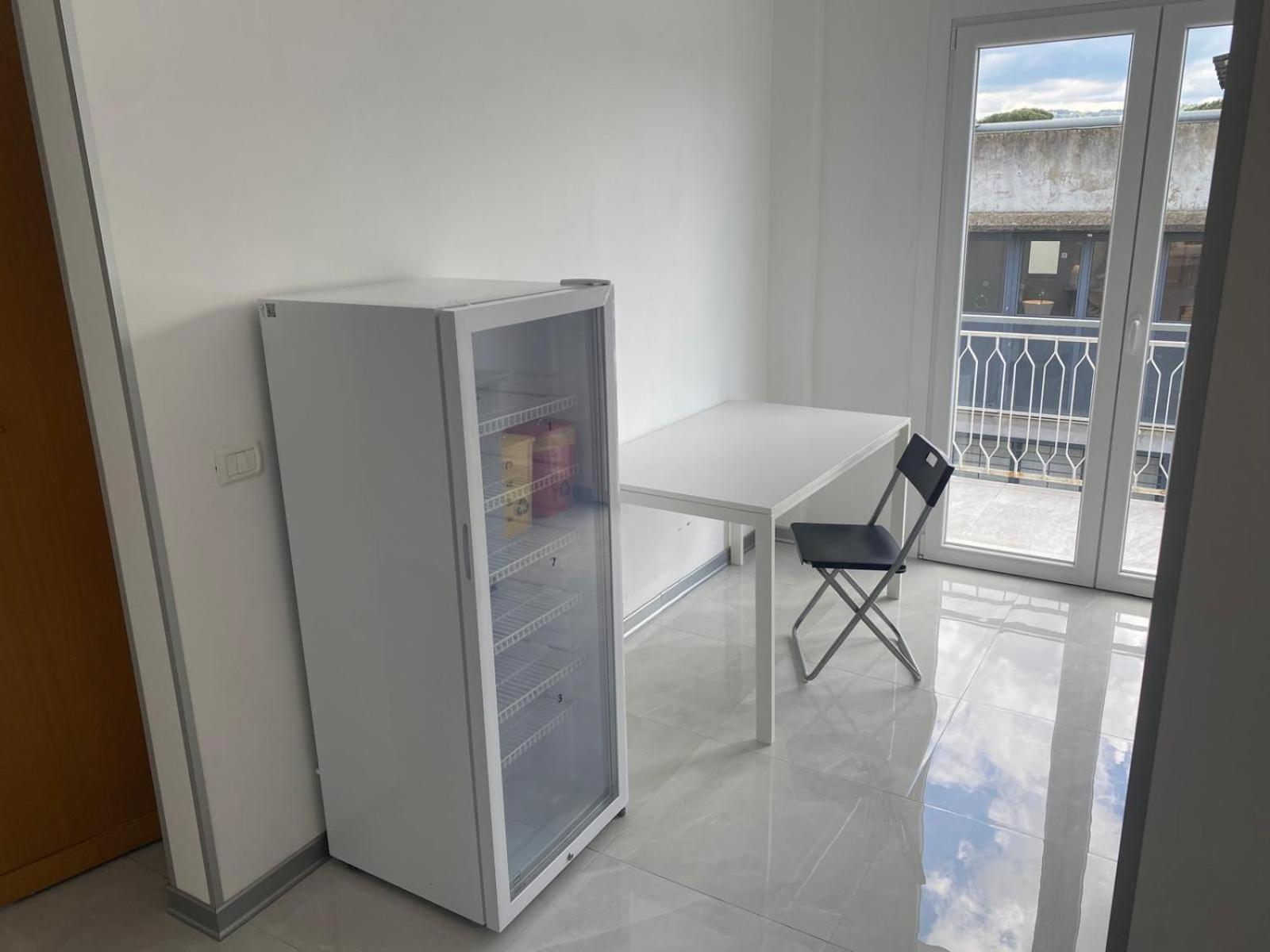 Travelershome Ciampino Airport Guesthouse 600M To Airport Exterior photo