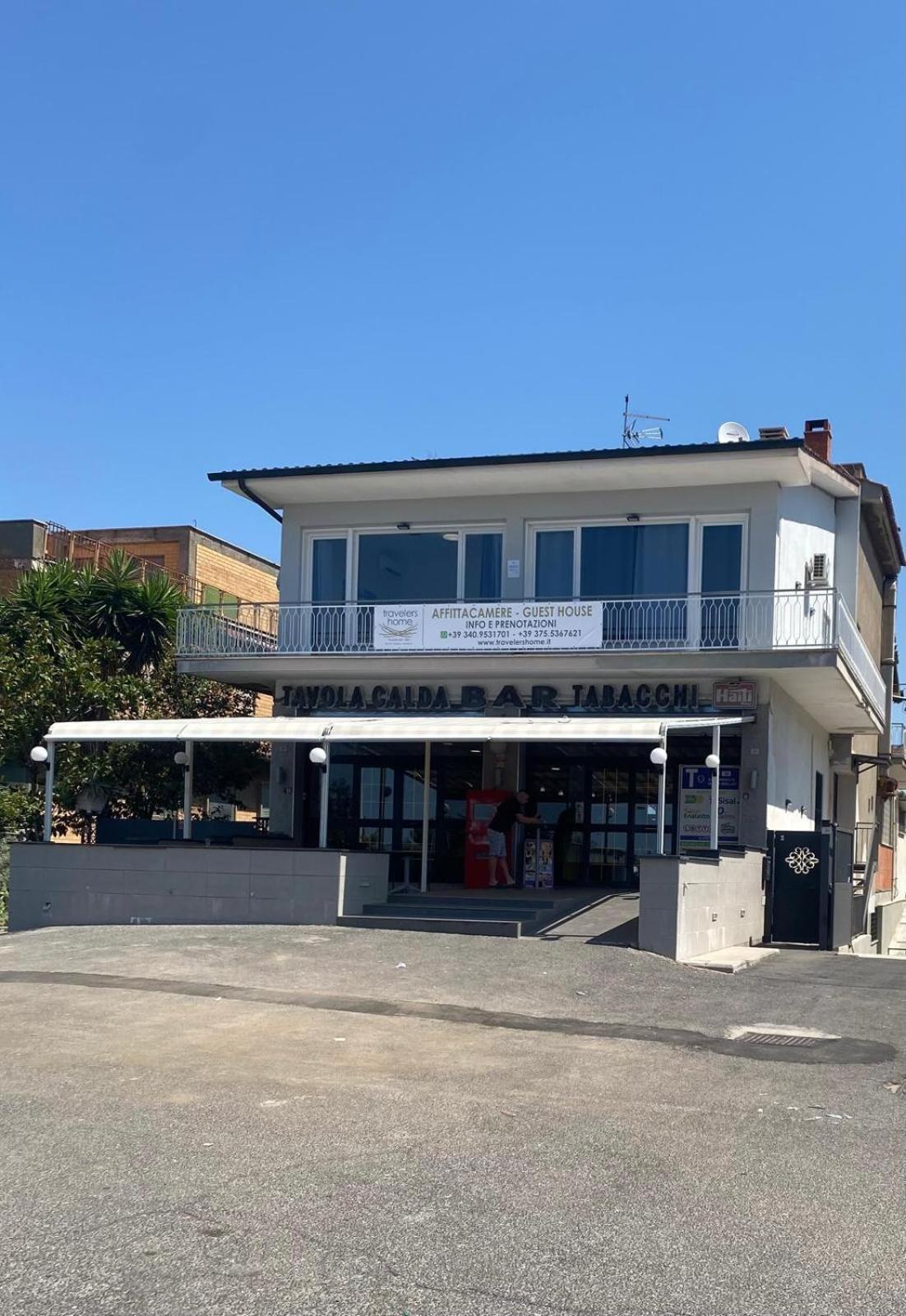 Travelershome Ciampino Airport Guesthouse 600M To Airport Exterior photo